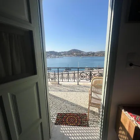 Bracciera Apts 2 *