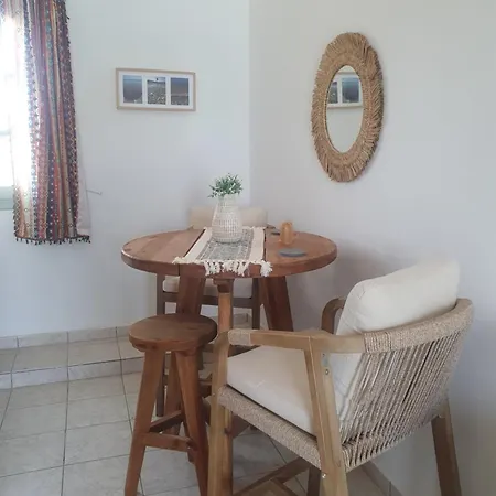 Bracciera Apts 2 *